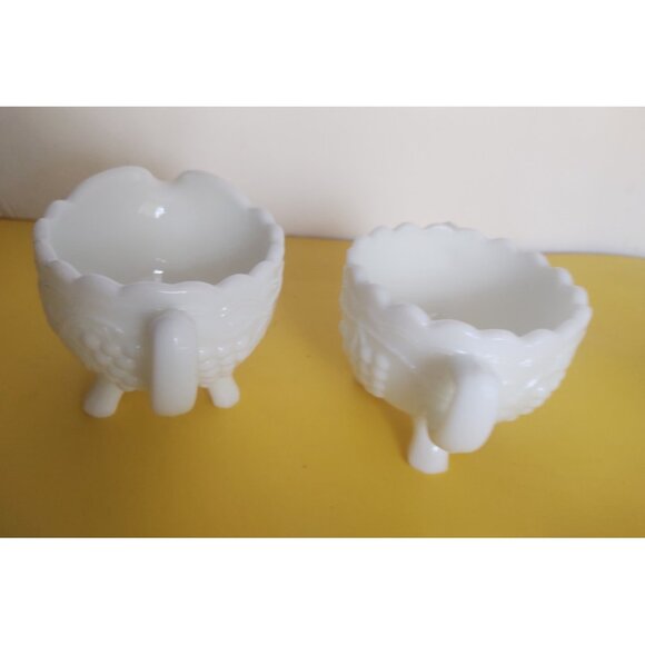 Imperial Glass "Grape Vine" milk glass creamer and open sugar set. - Picture 4 of 9